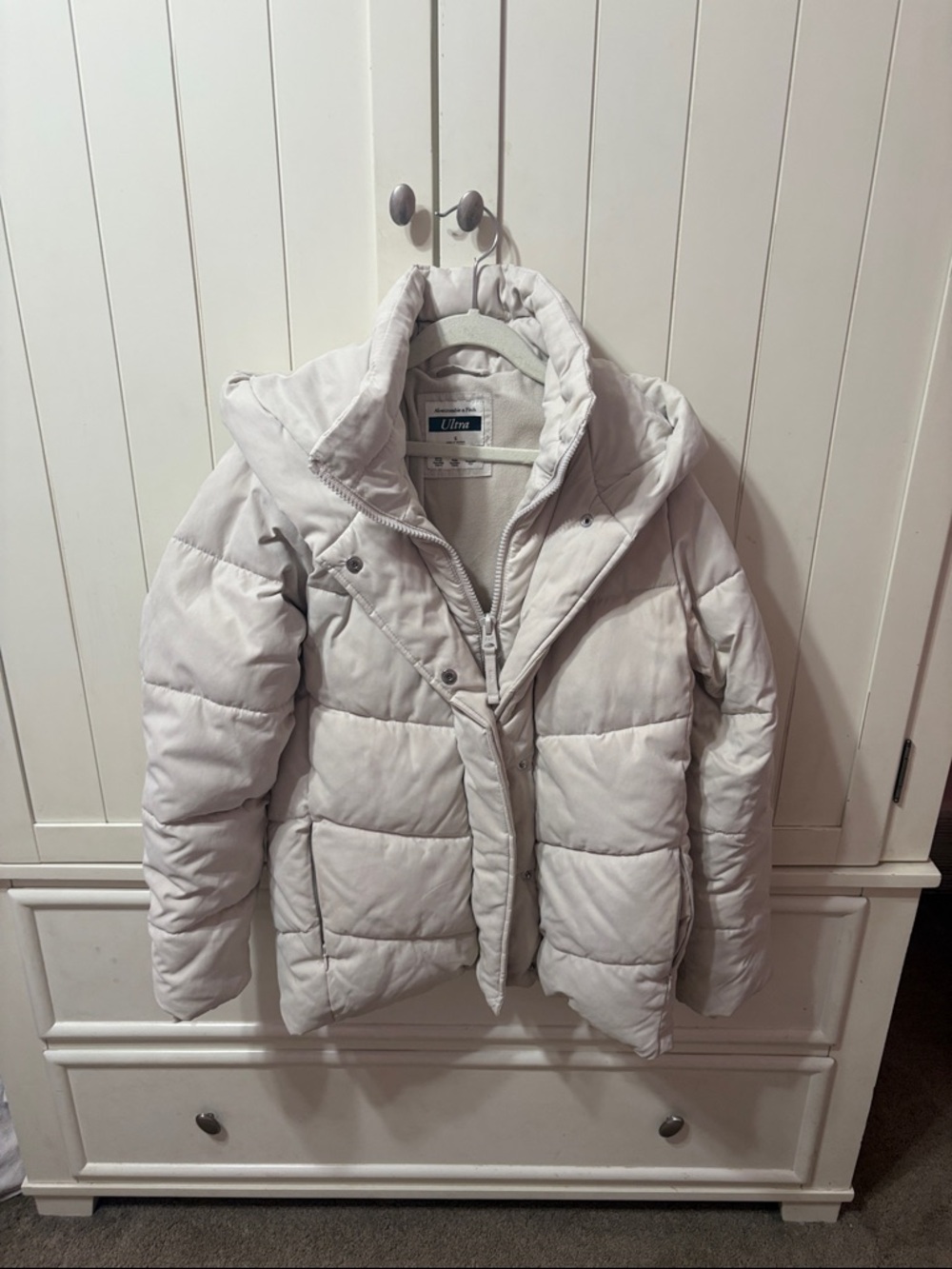 Abercrombie & Fitch cream mid length Ultra Quilted puffer Jacket, small